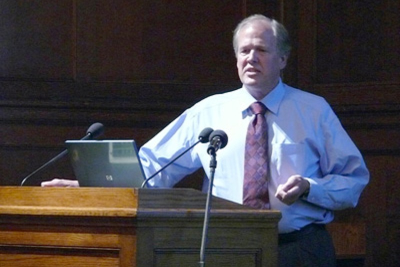 Dr Dan Peterson